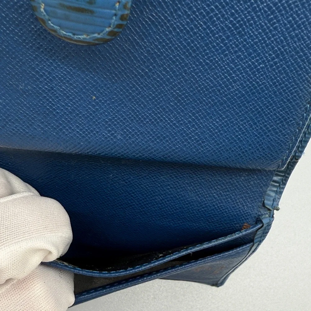 Louis Vuitton 100% Authentic Royal Blue Wallet With Gold Hardware​ - Picture 9 of 16